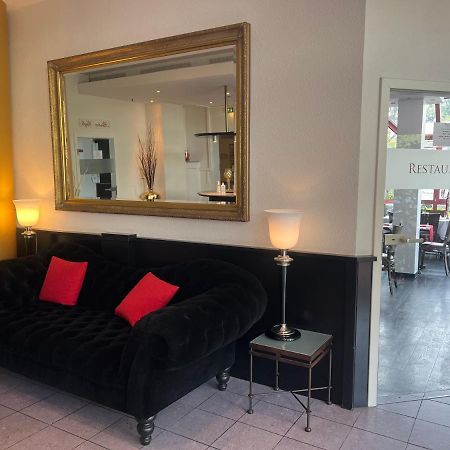 Hotel Mozart Traunreut Buitenkant foto