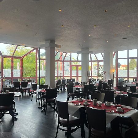 Hotel Mozart Traunreut Buitenkant foto