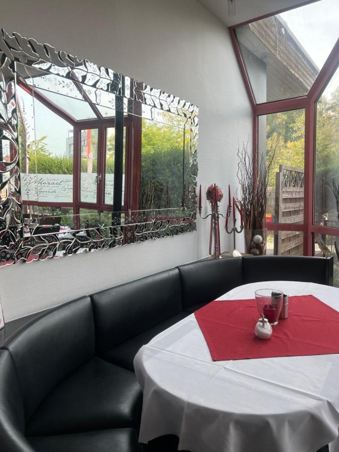 Hotel Mozart Traunreut Buitenkant foto