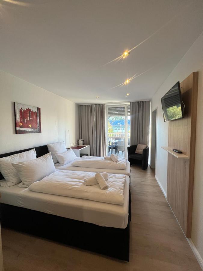 Hotel Mozart Traunreut Buitenkant foto
